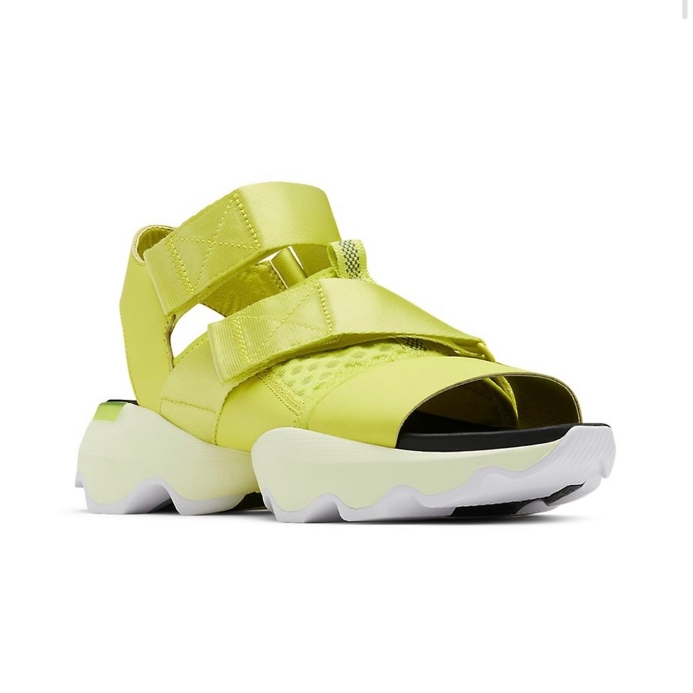 Sorel Kinetic Sandals, brand new, lime color;
